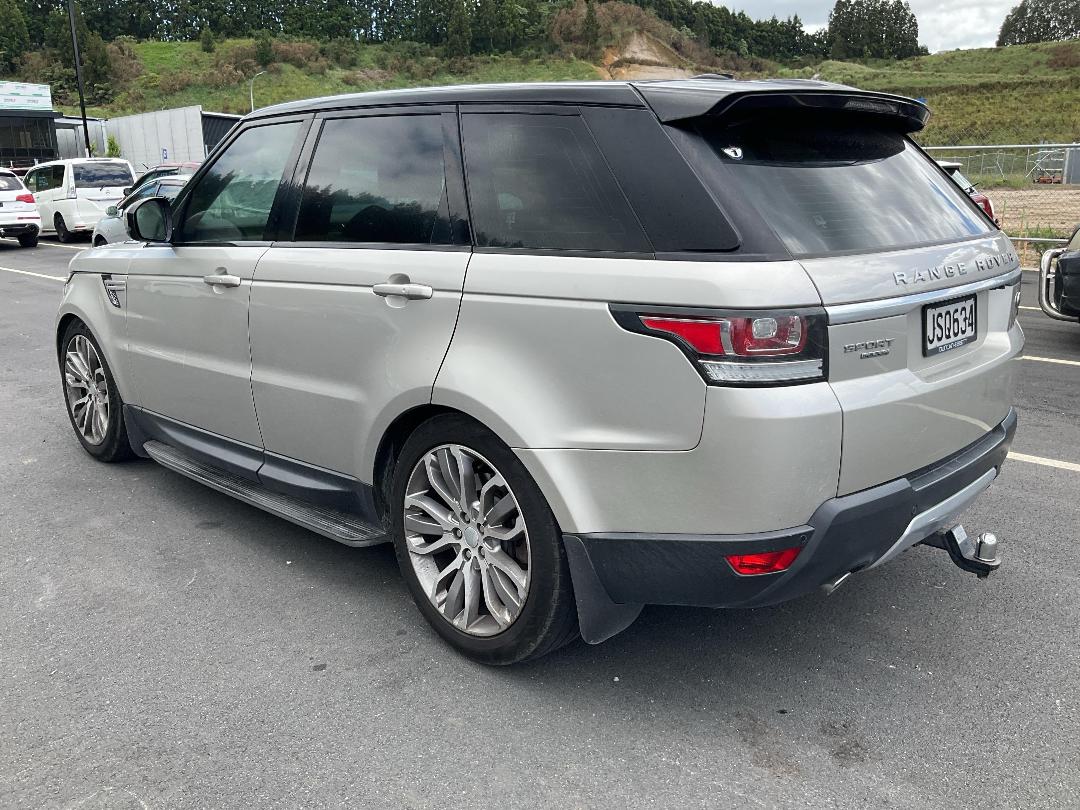Photo '3' of Land Rover Range Rover Sport SDV6 HSE Photo '3' of Land Rover Range Rover Sport SDV6 HSE