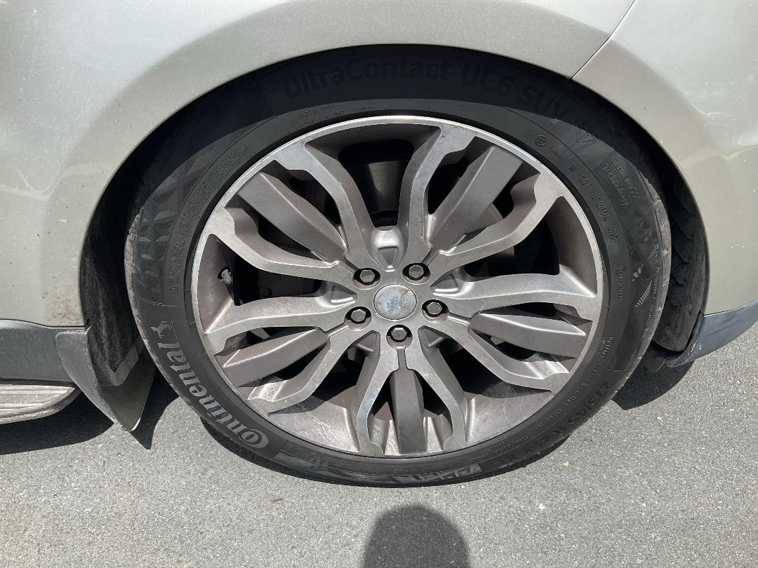 Photo '10' of Land Rover Range Rover Sport SDV6 HSE Photo '10' of Land Rover Range Rover Sport SDV6 HSE