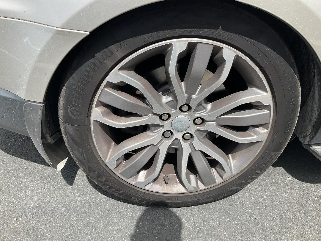 Photo '9' of Land Rover Range Rover Sport SDV6 HSE Photo '9' of Land Rover Range Rover Sport SDV6 HSE