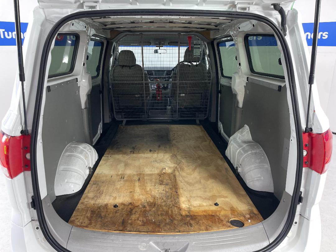 Photo '14' of LDV G10