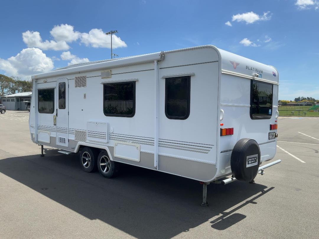 Photo '5' of Leisureline Platinum Caravan - Tandem