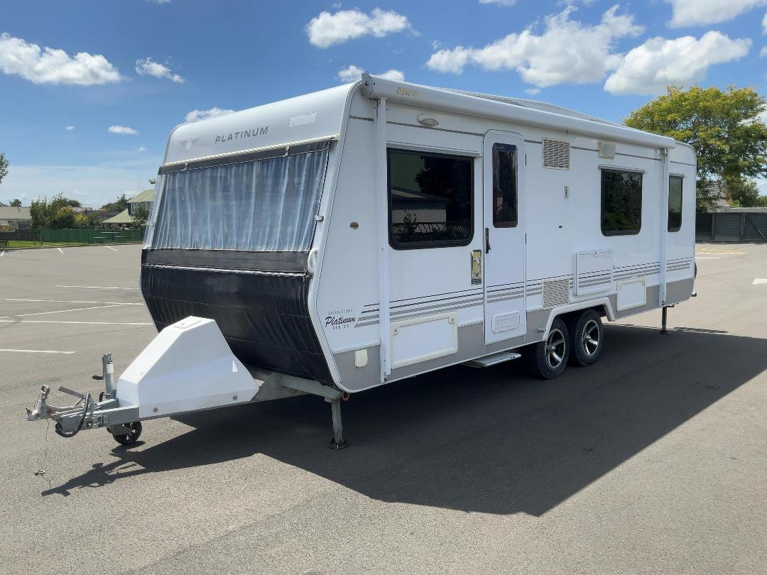 Photo '7' of Leisureline Platinum Caravan - Tandem