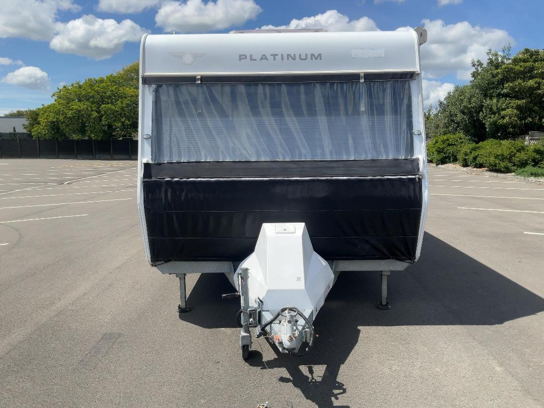 Photo '8' of Leisureline Platinum Caravan - Tandem