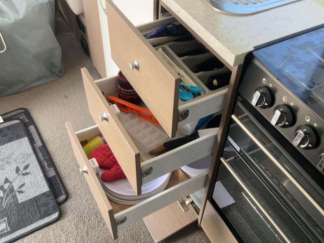 Photo '19' of Leisureline Platinum Caravan - Tandem