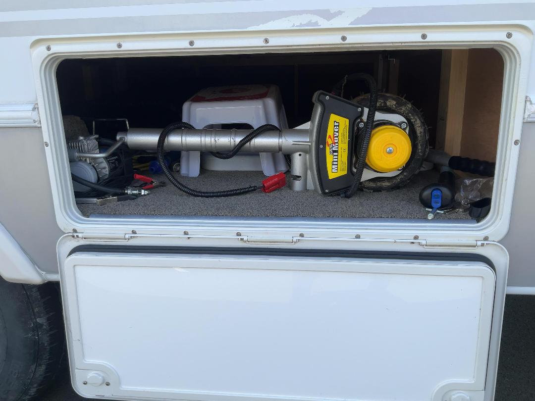 Photo '31' of Leisureline Platinum Caravan - Tandem