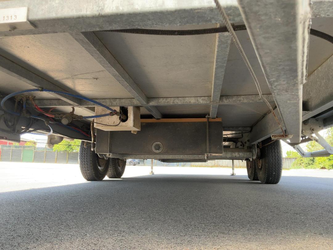 Photo '37' of Leisureline Platinum Caravan - Tandem