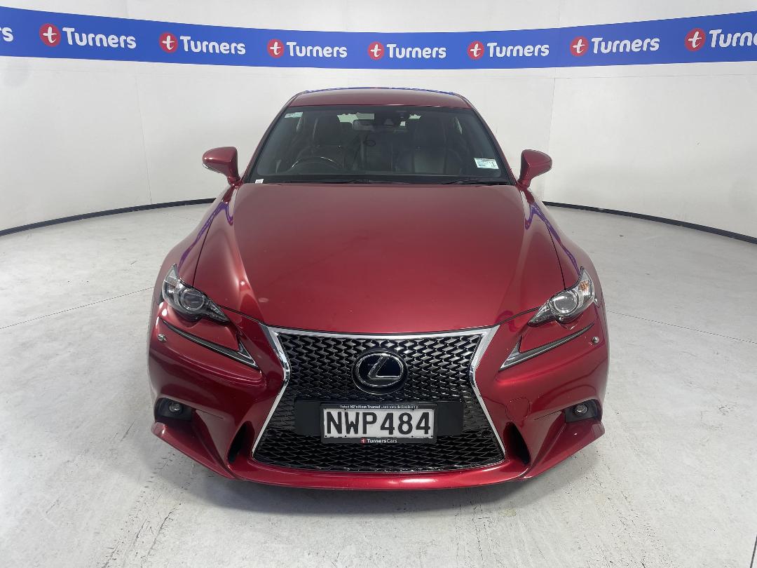 Photo '2' of Lexus IS200T