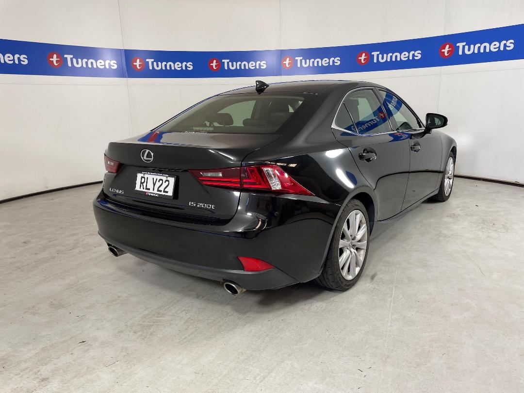 Photo '7' of Lexus IS200T