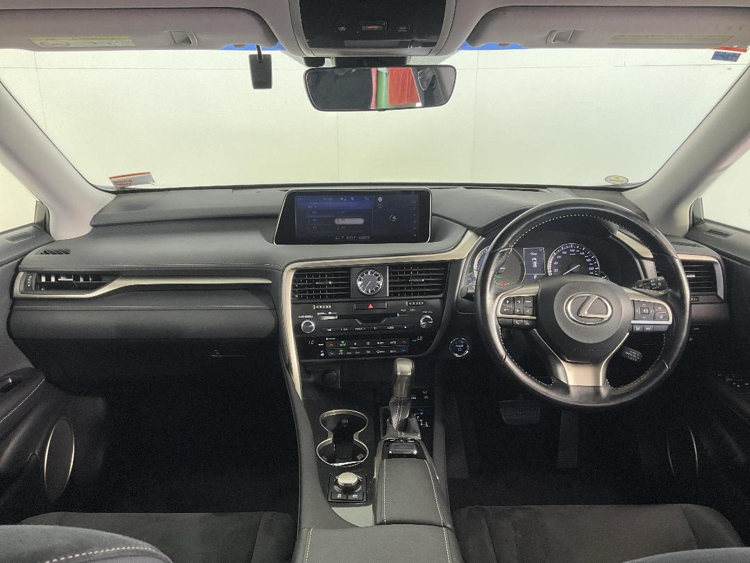 Photo '17' of Lexus RX450H