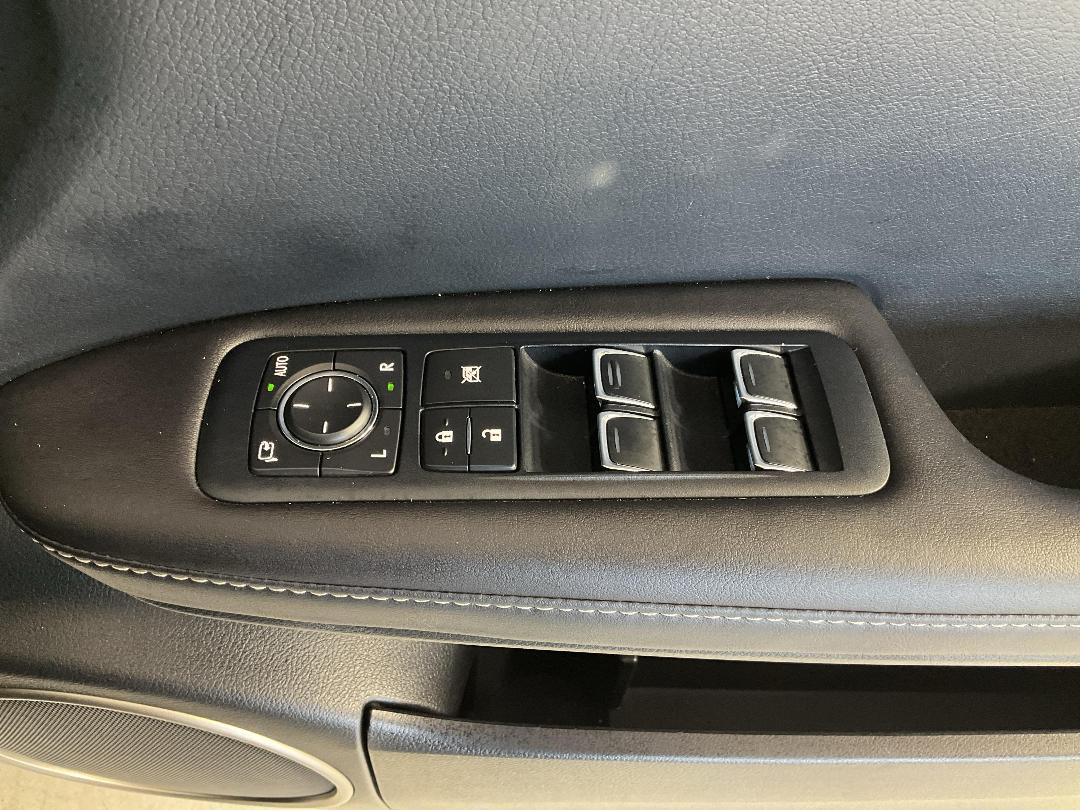 Photo '31' of Lexus RX450H