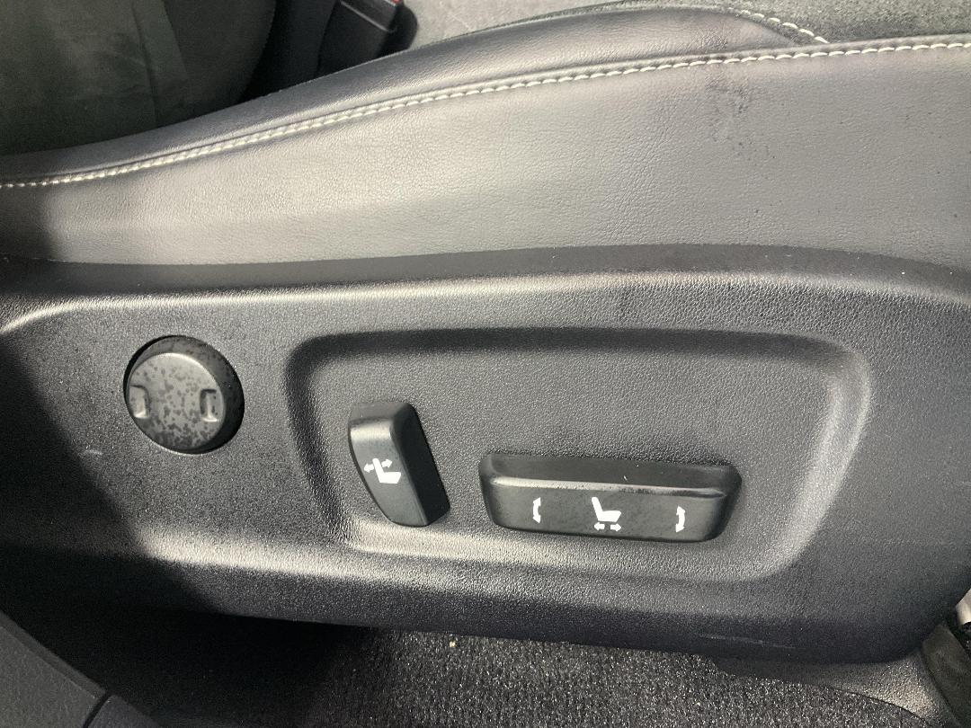 Photo '32' of Lexus RX450H