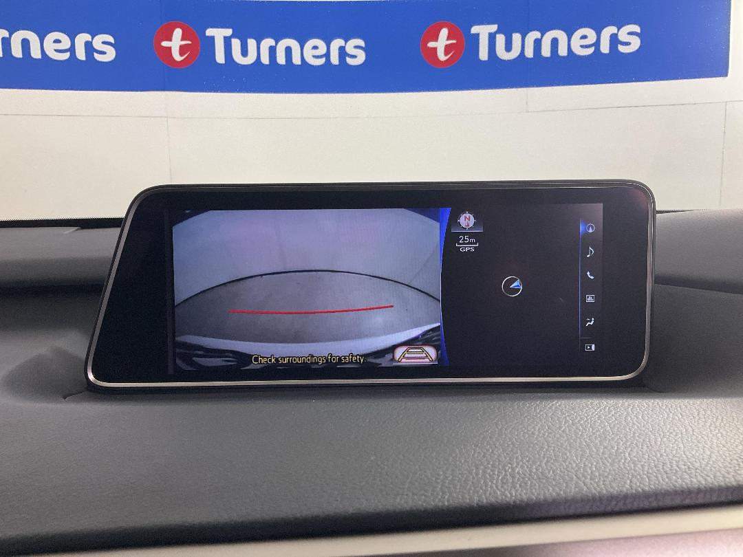 Photo '33' of Lexus RX450H