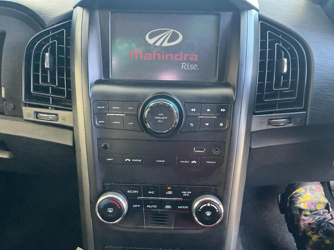 Photo '11' of Mahindra XUV XUV500 AWD