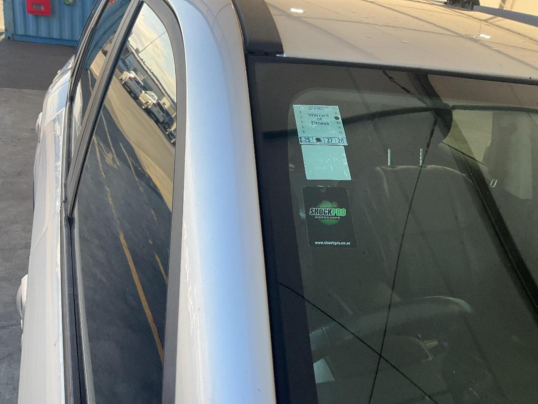 Photo '14' of Mahindra XUV XUV500 AWD