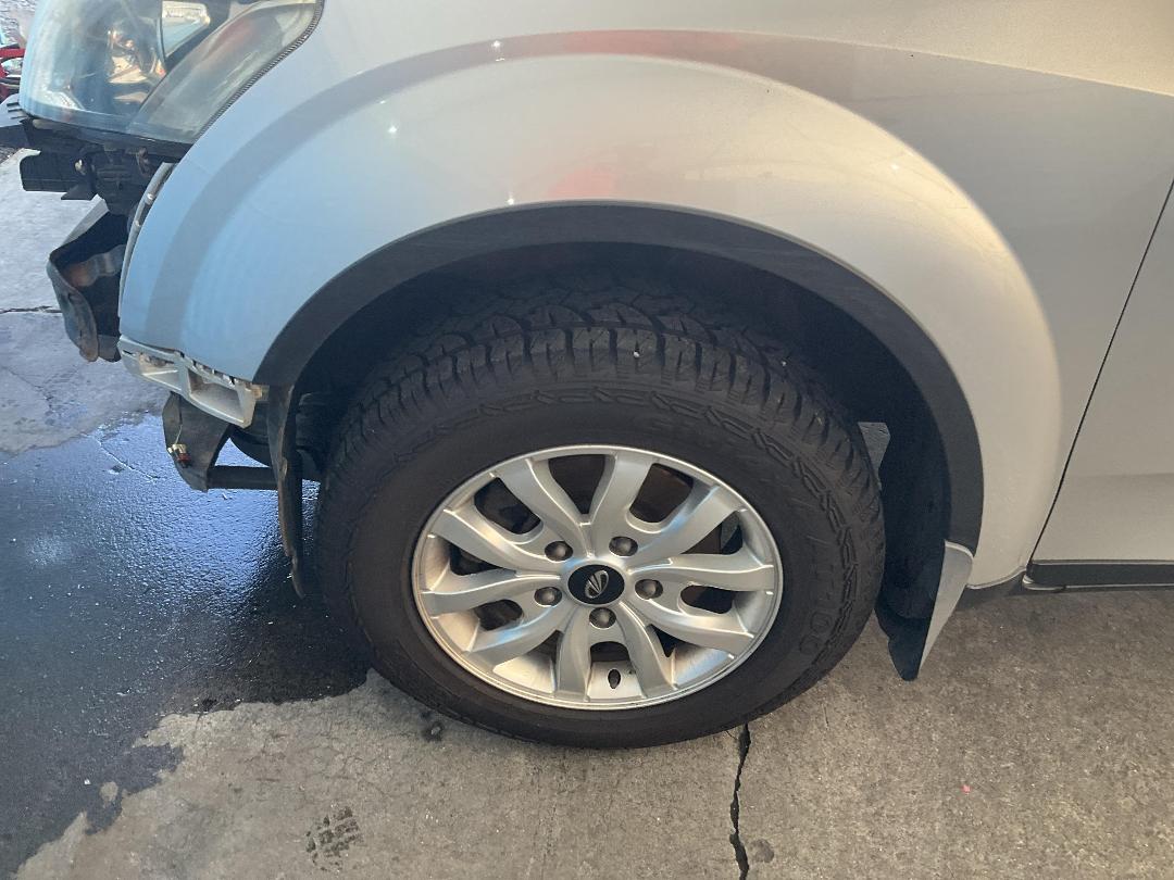 Photo '18' of Mahindra XUV XUV500 AWD