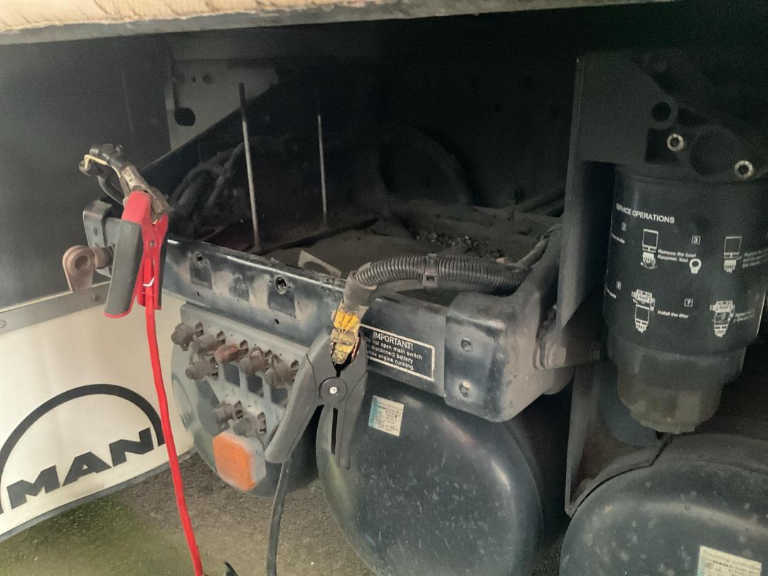 Photo '25' of MAN TGX 35.540 Curtainsider