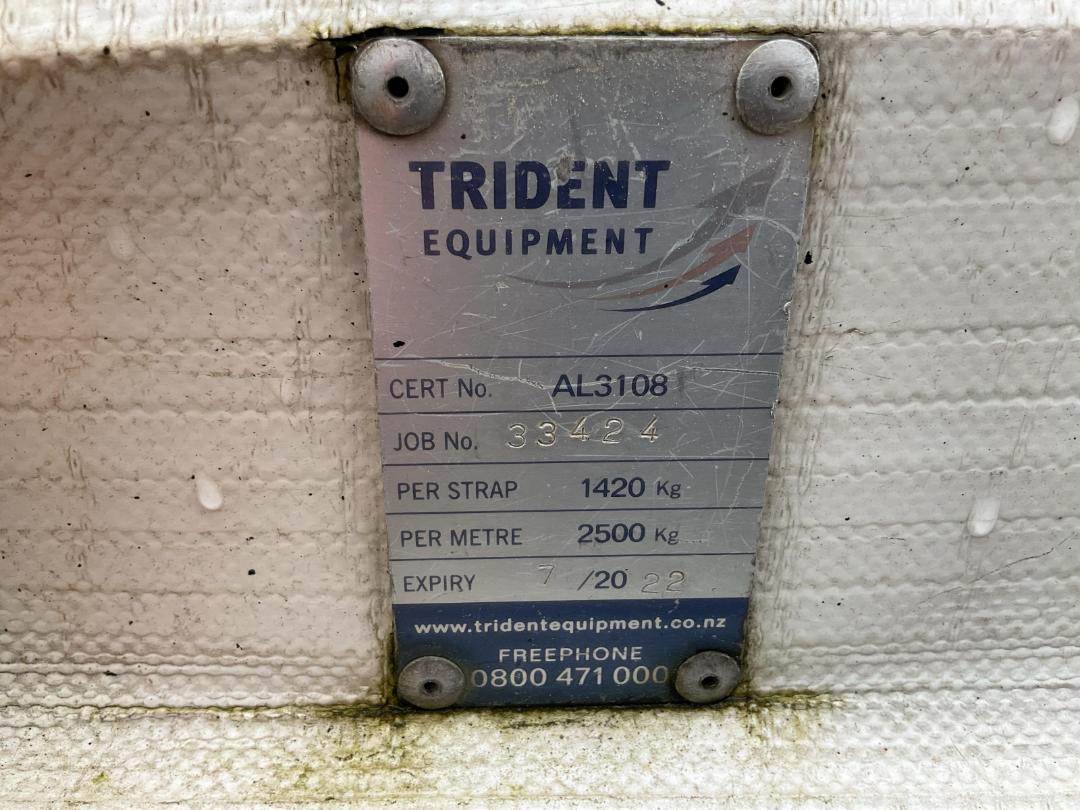 Photo '22' of MAN TGX 35.540 Curtainsider