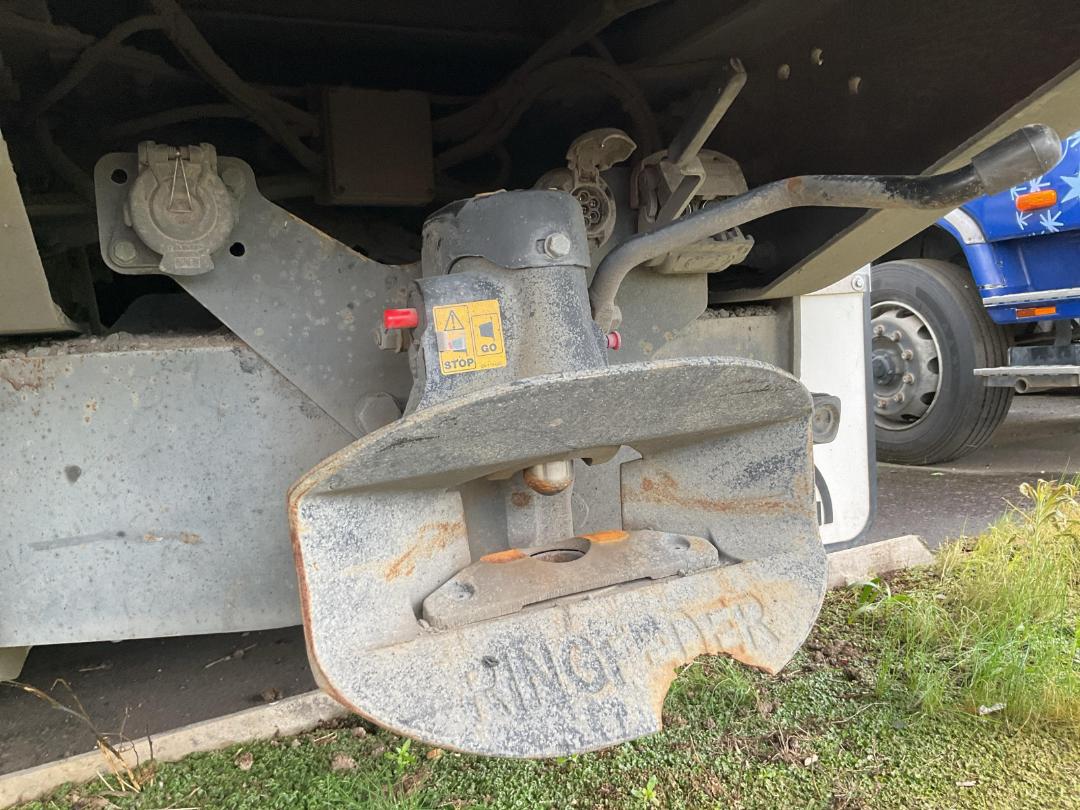 Photo '33' of MAN TGX 35.540 Curtainsider