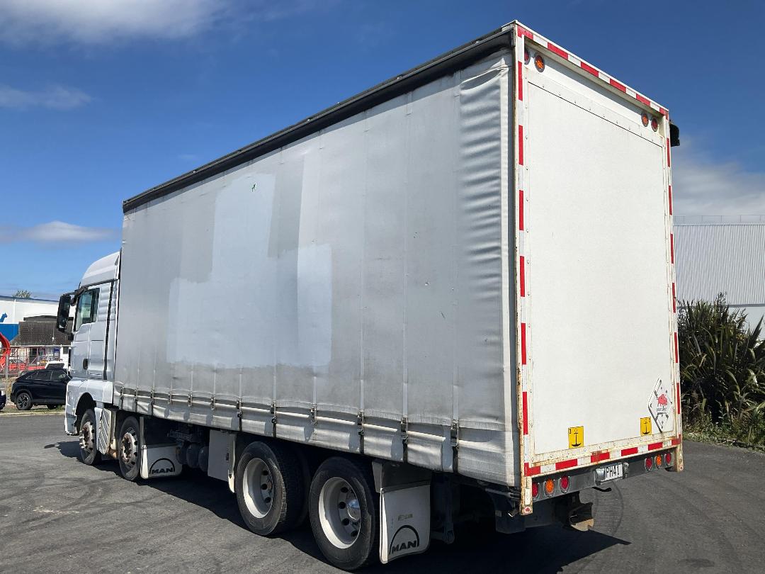Photo '6' of MAN TGX 35.540 Curtainsider