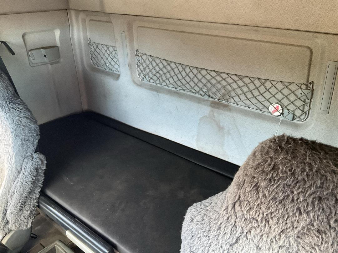 Photo '26' of MAN TGX 35.540 Curtainsider