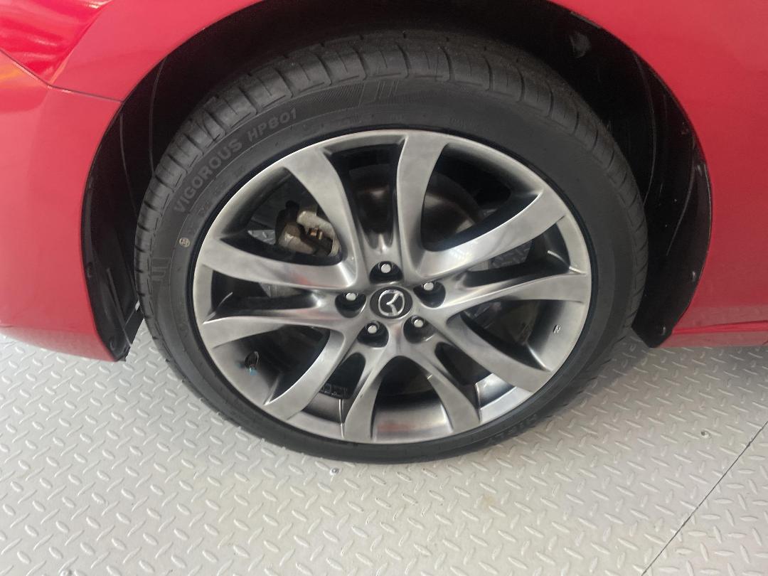 Photo '10' of Mazda Atenza