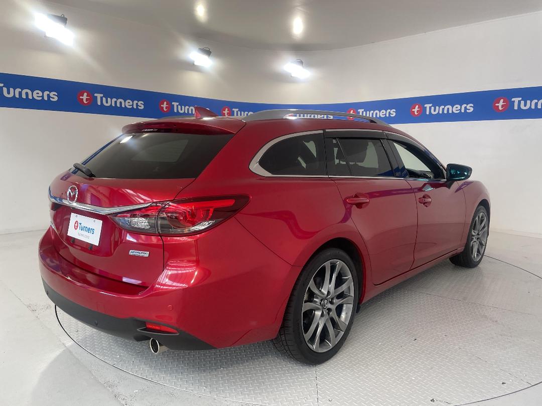 Photo '7' of Mazda Atenza