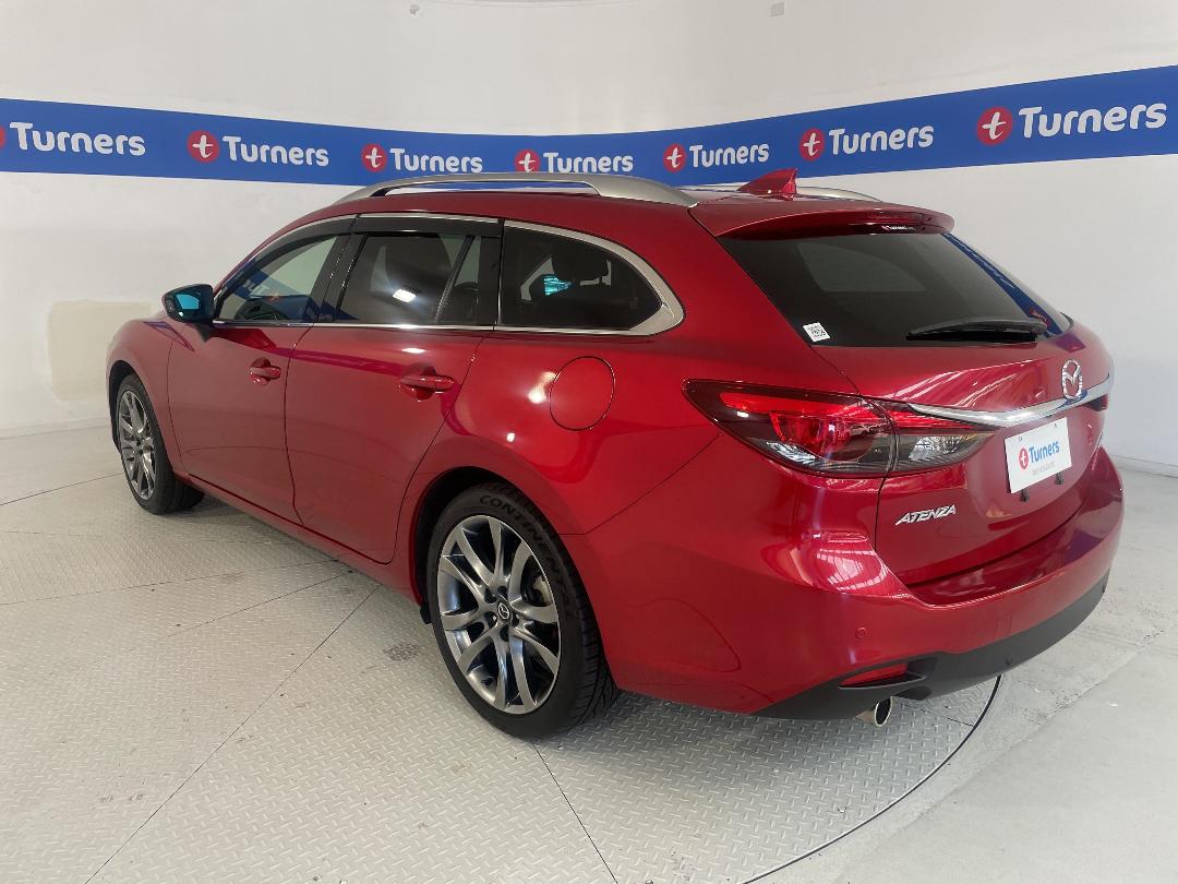 Photo '5' of Mazda Atenza