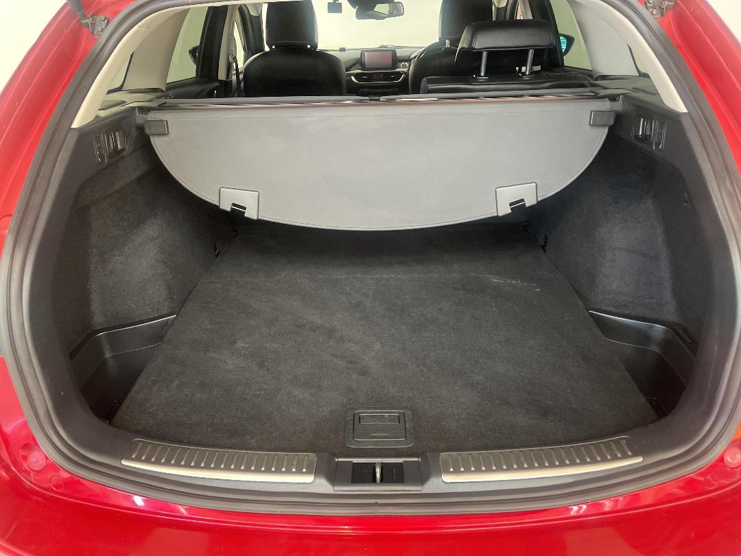 Photo '14' of Mazda Atenza