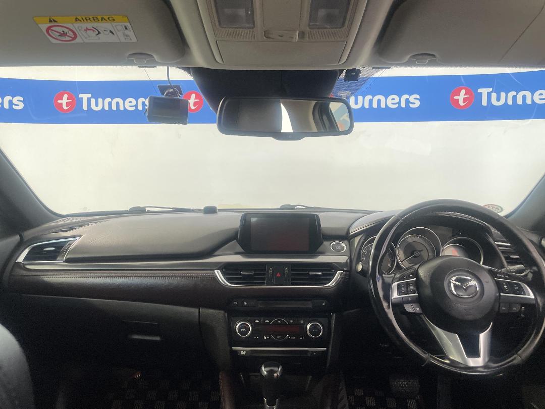 Photo '17' of Mazda Atenza