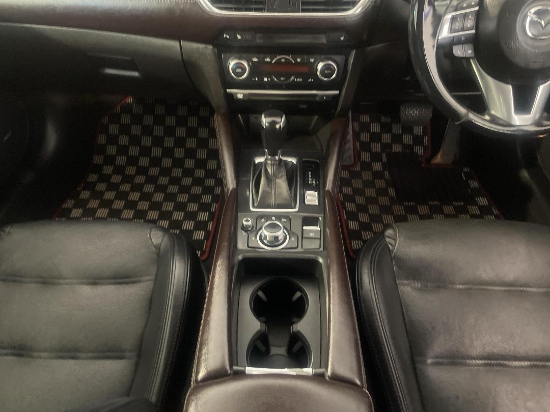 Photo '18' of Mazda Atenza