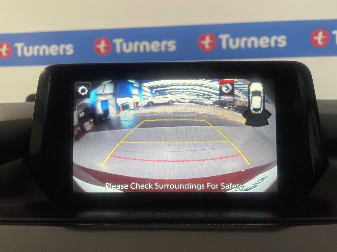 Photo '28' of Mazda Atenza