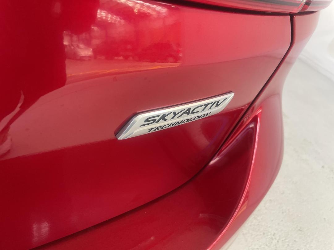 Photo '33' of Mazda Atenza