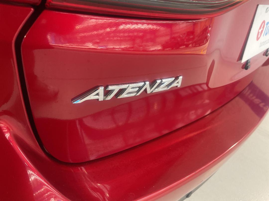 Photo '32' of Mazda Atenza