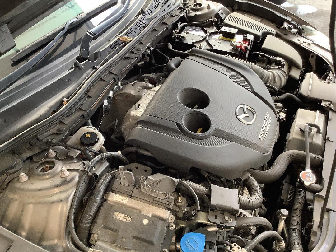 Photo '12' of Mazda Atenza