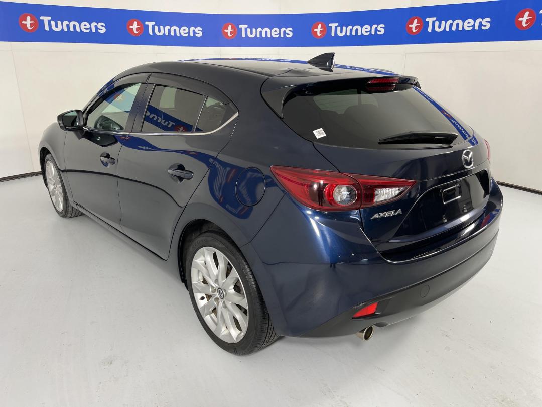 Photo '5' of Mazda Axela