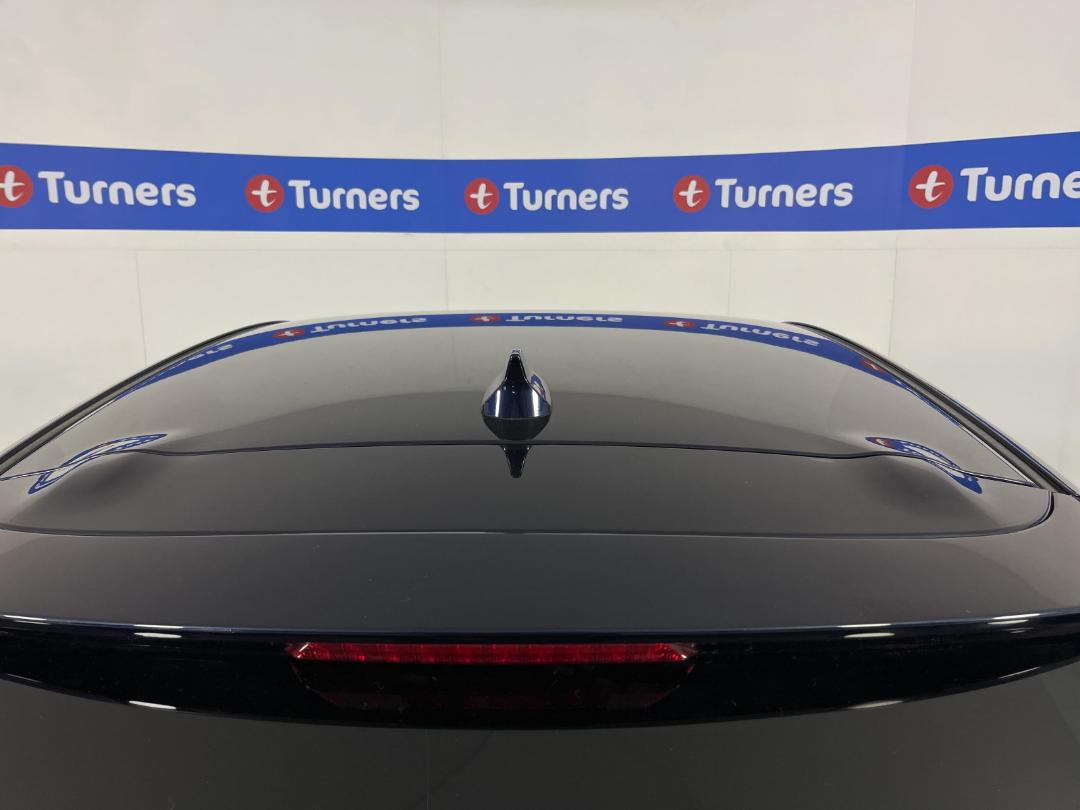 Photo '32' of Mazda Axela