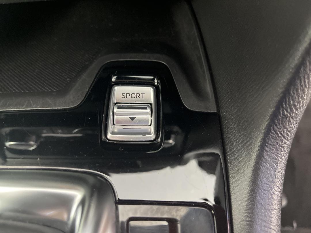 Photo '28' of Mazda Axela Photo '28' of Mazda Axela