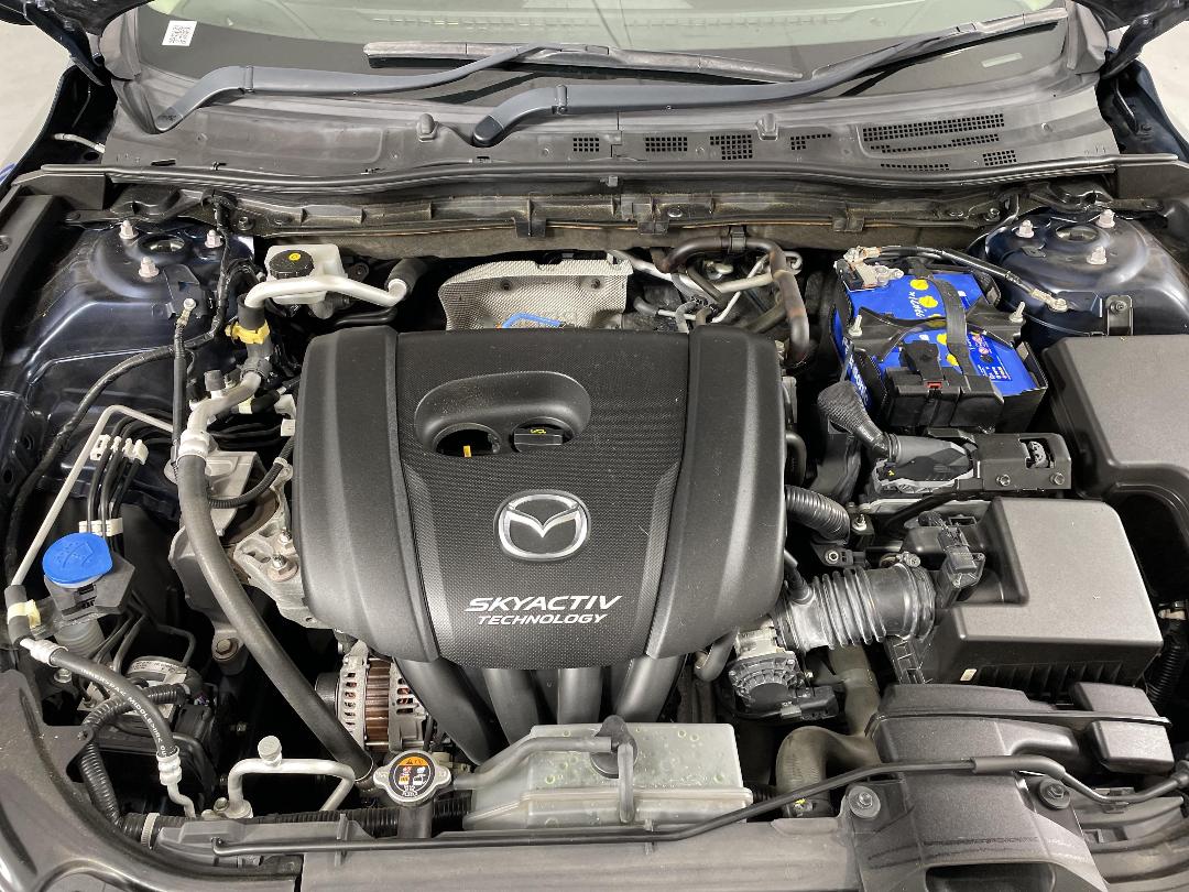 Photo '13' of Mazda Axela Photo '13' of Mazda Axela