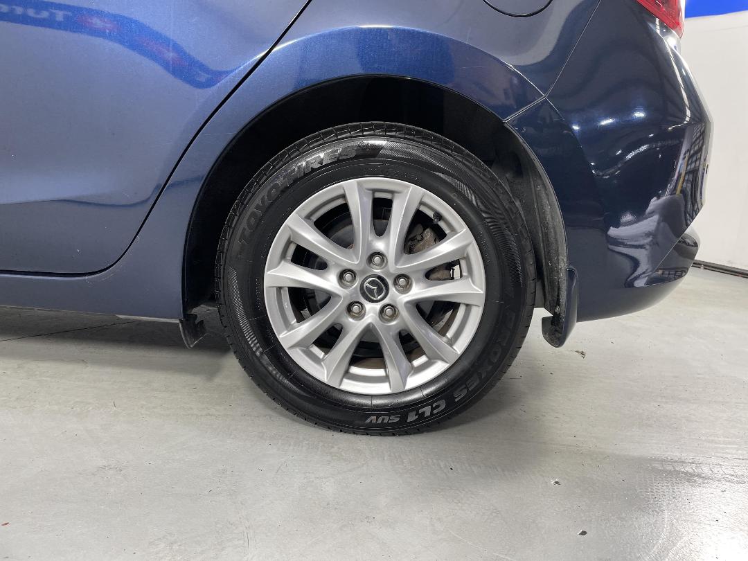 Photo '11' of Mazda Axela Photo '11' of Mazda Axela