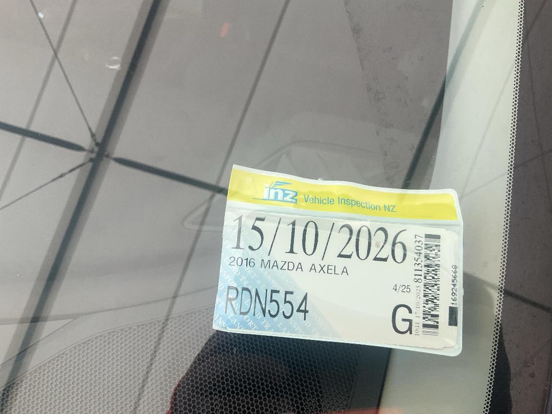 Photo '13' of Mazda Axela Photo '13' of Mazda Axela