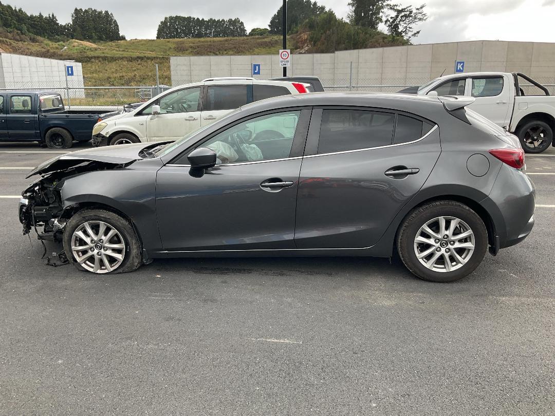 Photo '6' of Mazda Axela Photo '6' of Mazda Axela