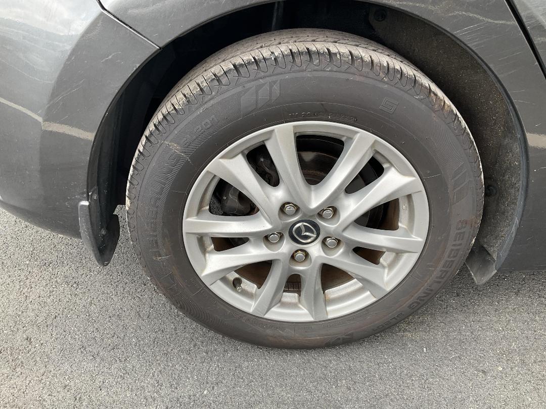 Photo '9' of Mazda Axela Photo '9' of Mazda Axela