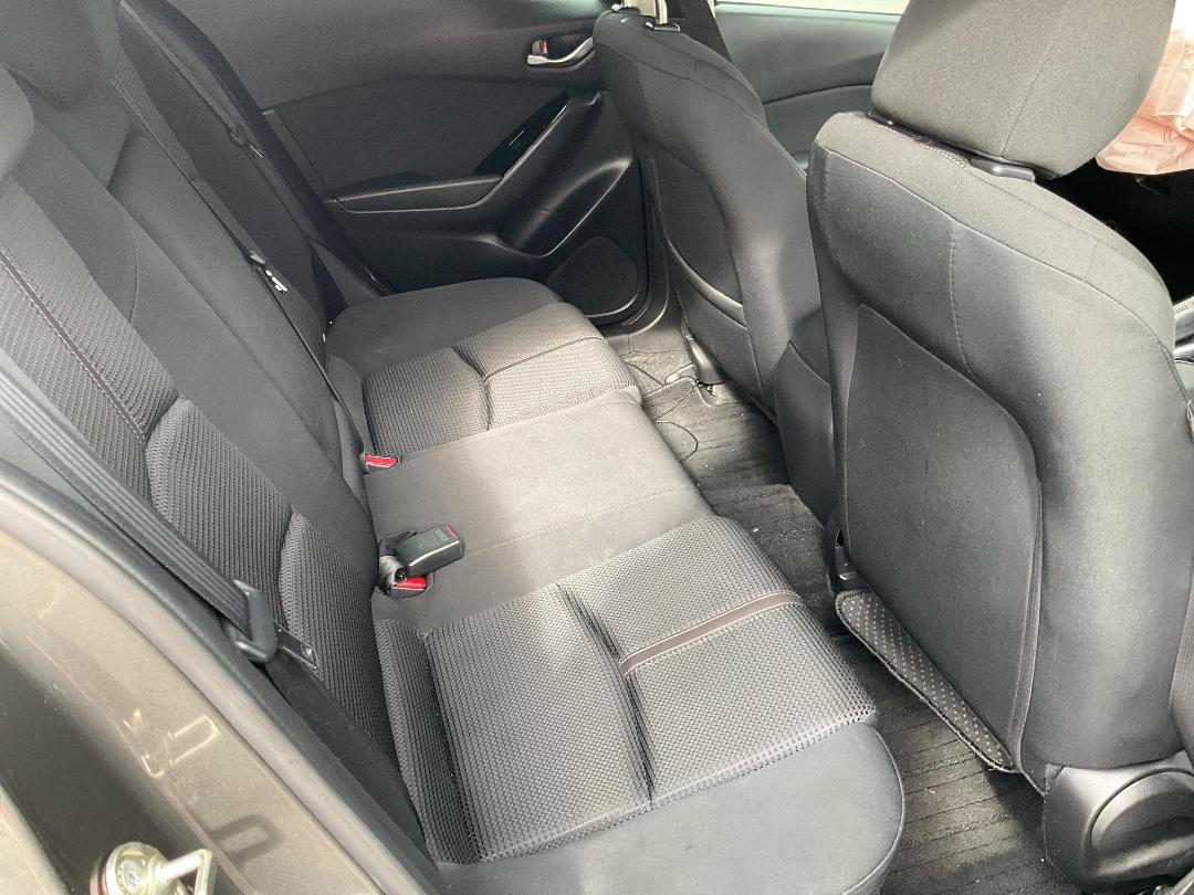 Photo '20' of Mazda Axela Photo '20' of Mazda Axela