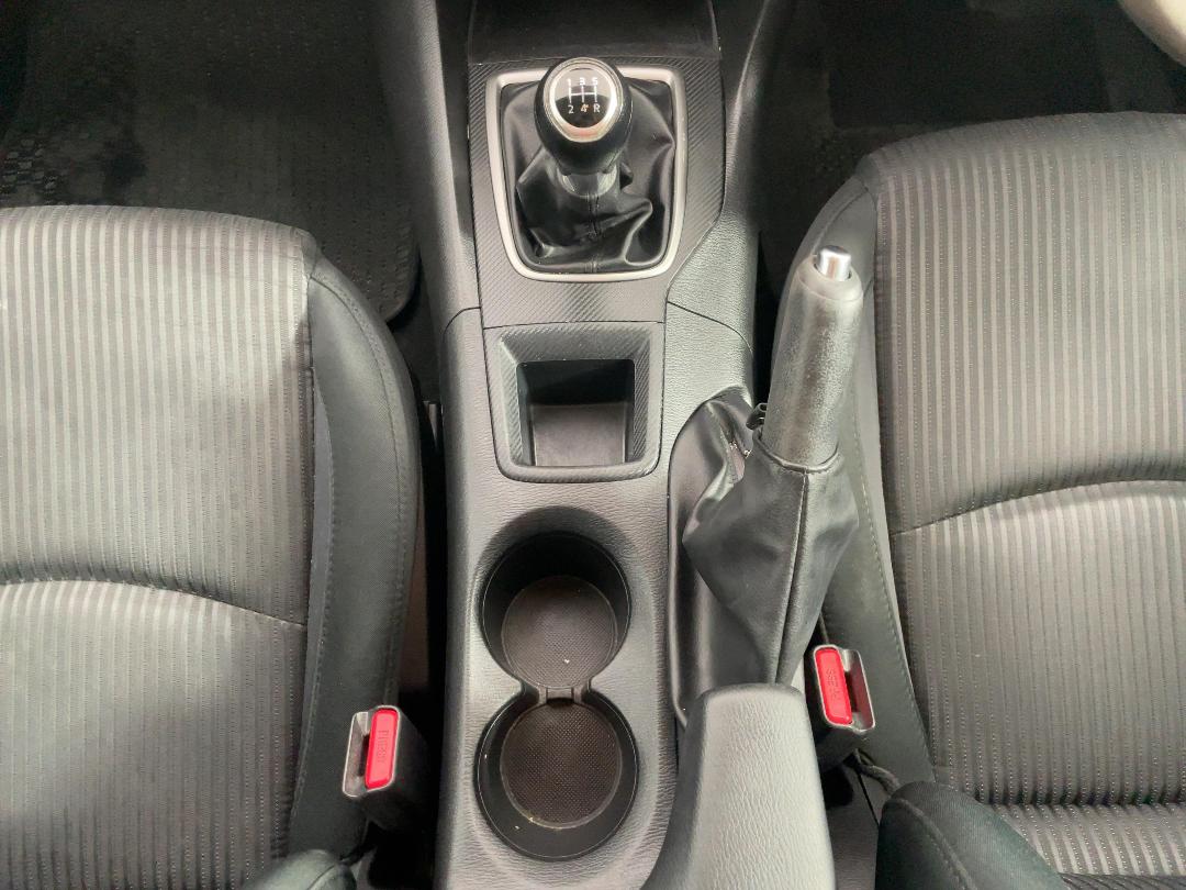 Photo '18' of Mazda Axela Photo '18' of Mazda Axela