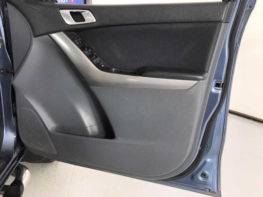 Photo '13' of Mazda Bt-50 GSX D/C W/S