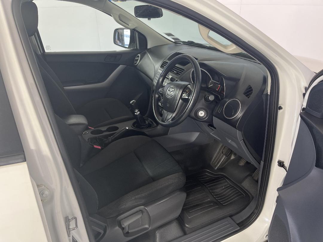 Photo '16' of Mazda Bt-50 Photo '16' of Mazda Bt-50