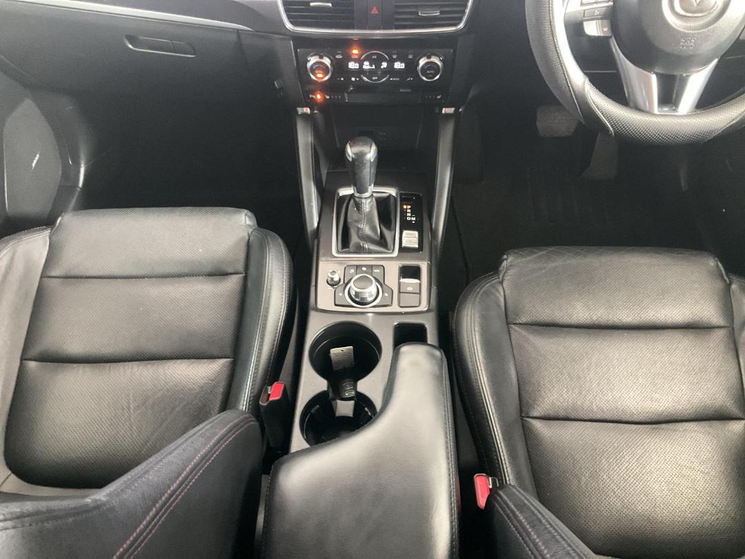 Photo '18' of Mazda CX-5