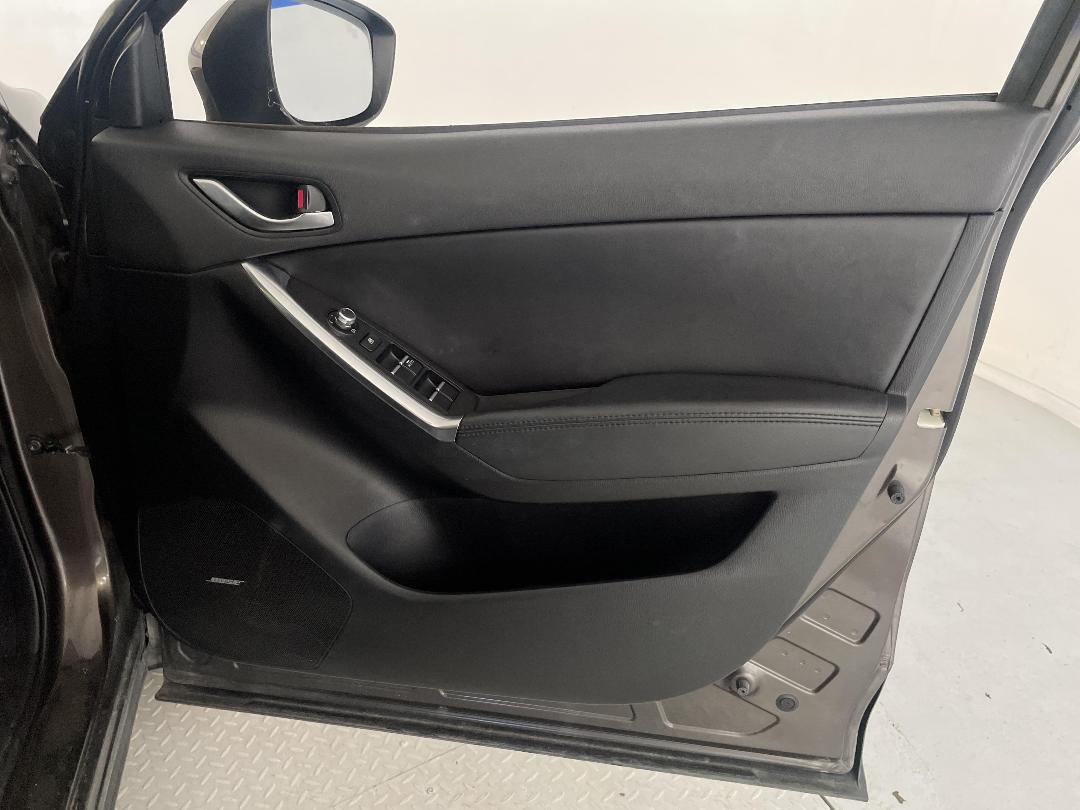 Photo '12' of Mazda CX-5 LTD DSL Photo '12' of Mazda CX-5 LTD DSL