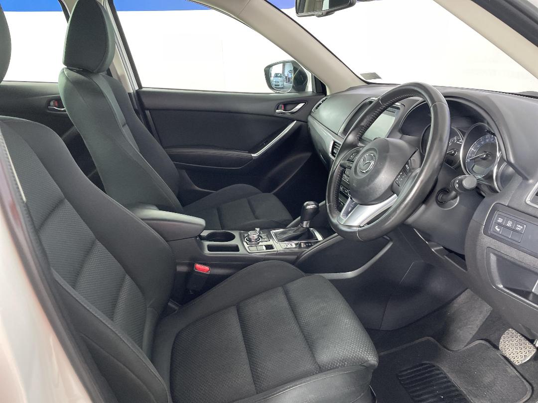 Photo '16' of Mazda CX-5 Photo '16' of Mazda CX-5