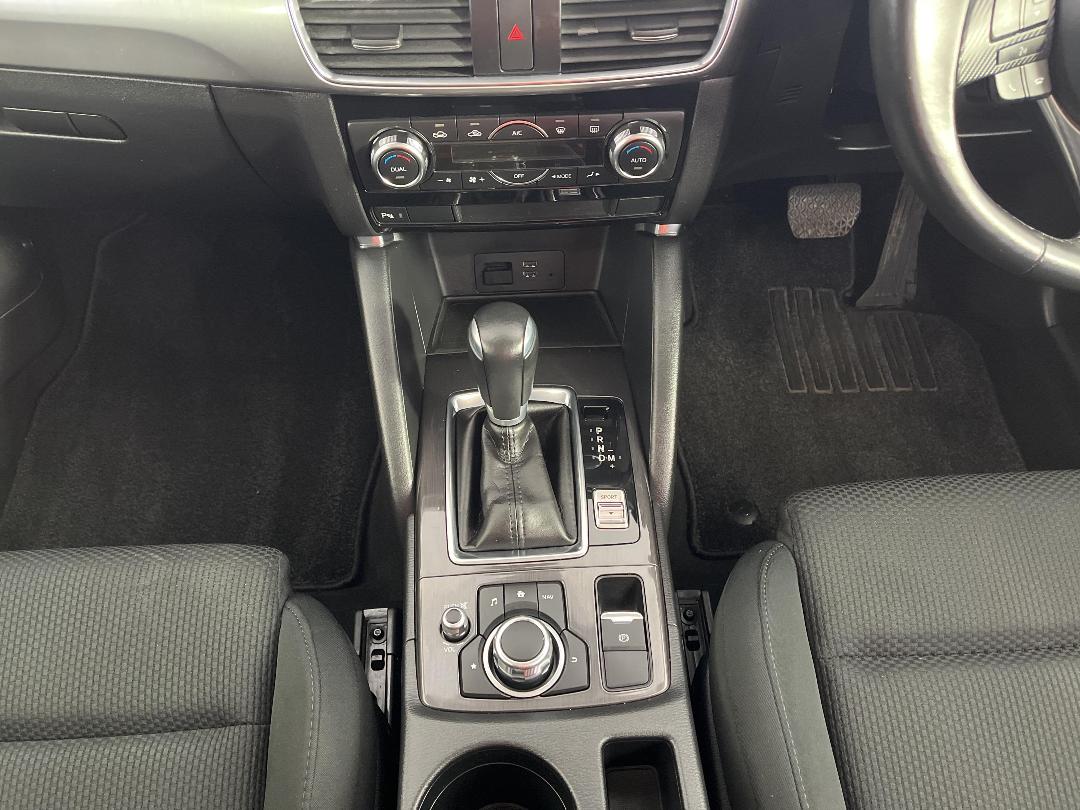 Photo '18' of Mazda CX-5 Photo '18' of Mazda CX-5